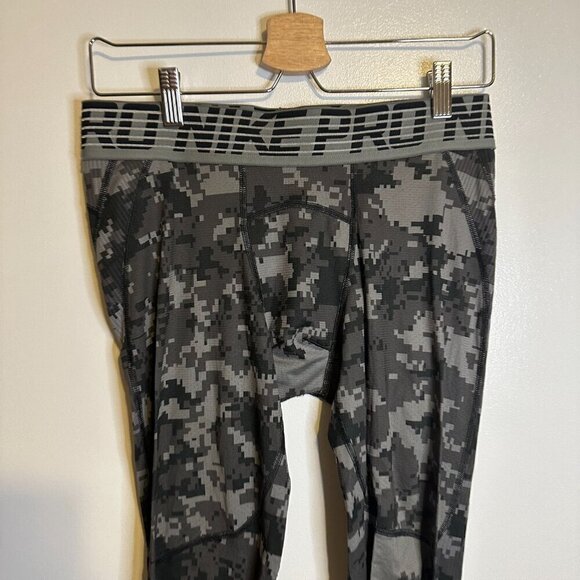 Nike Pro Hypercool Compression Men's Legging - Picture 3 of 10